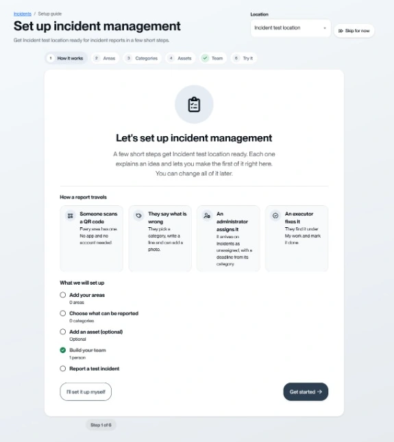 Opsætningsguiden i BmyGuest Incident Management: områder, kategorier, assets, team og en testfejlmelding